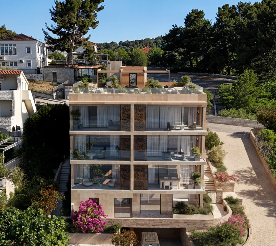 491_Riviera Homes_Cam11
